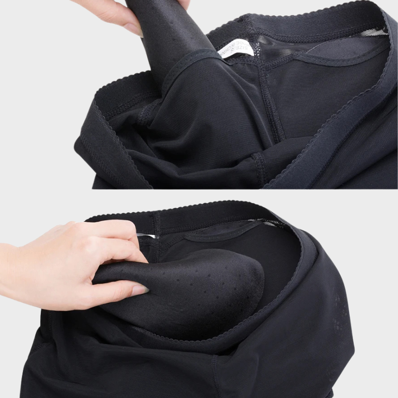 Kleine ondershort onder jurk